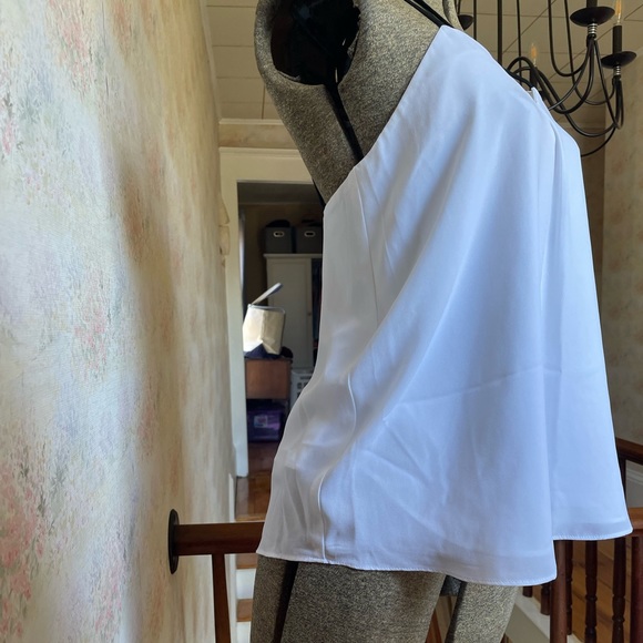 White Express Top XS - Picture 3 of 10